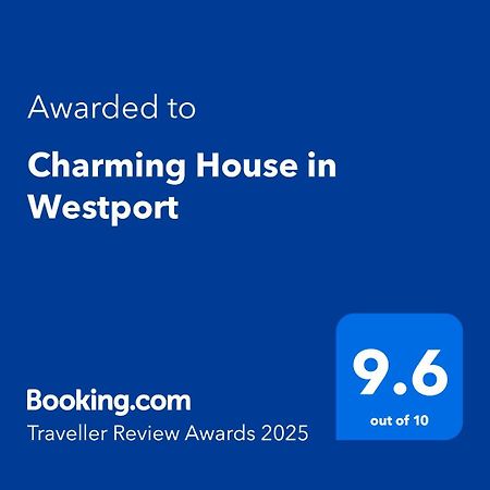 Villa Charming House In Westport Extérieur photo